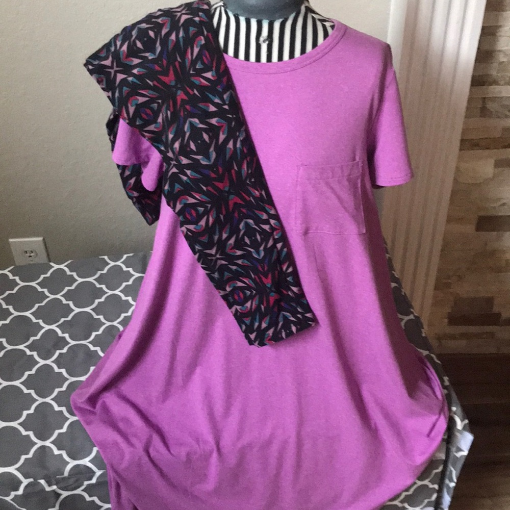 Lularoe Carly and Legging Set